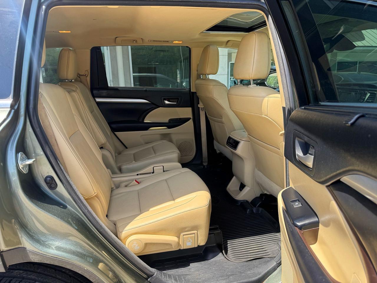 2017 TOYOTA HIGHLANDER
