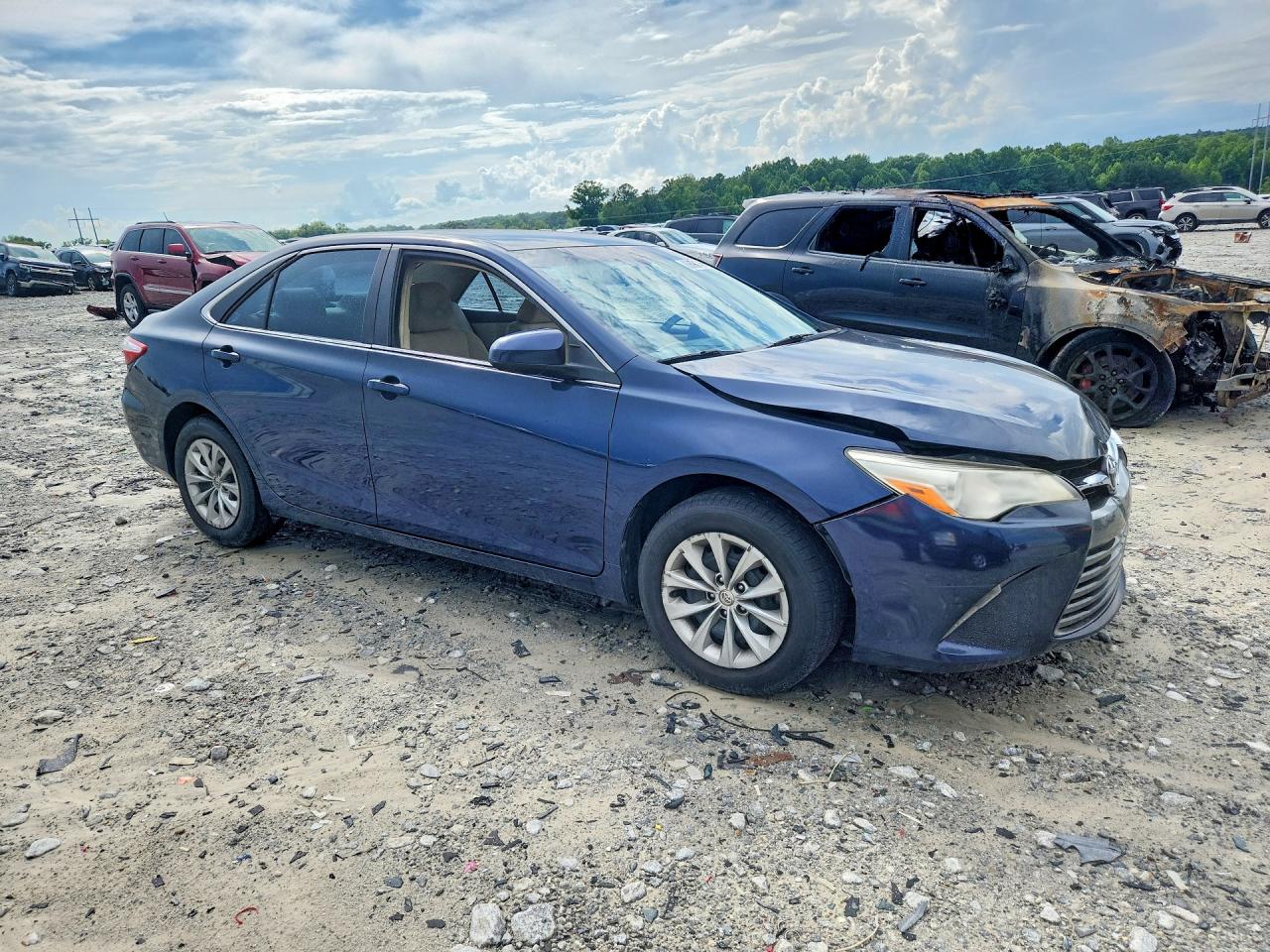 2017 TOYOTA CAMRY