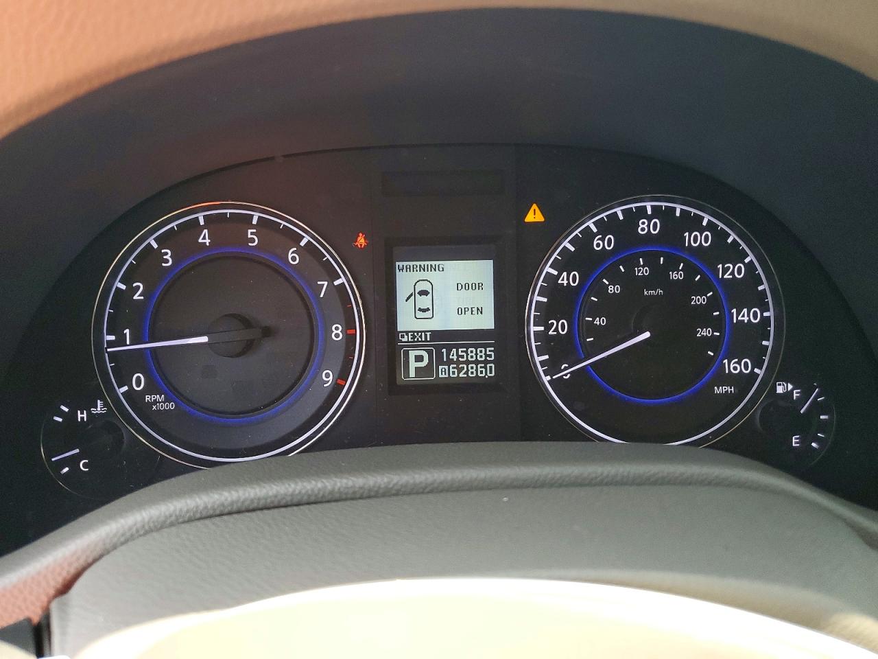 2013 INFINITI G37