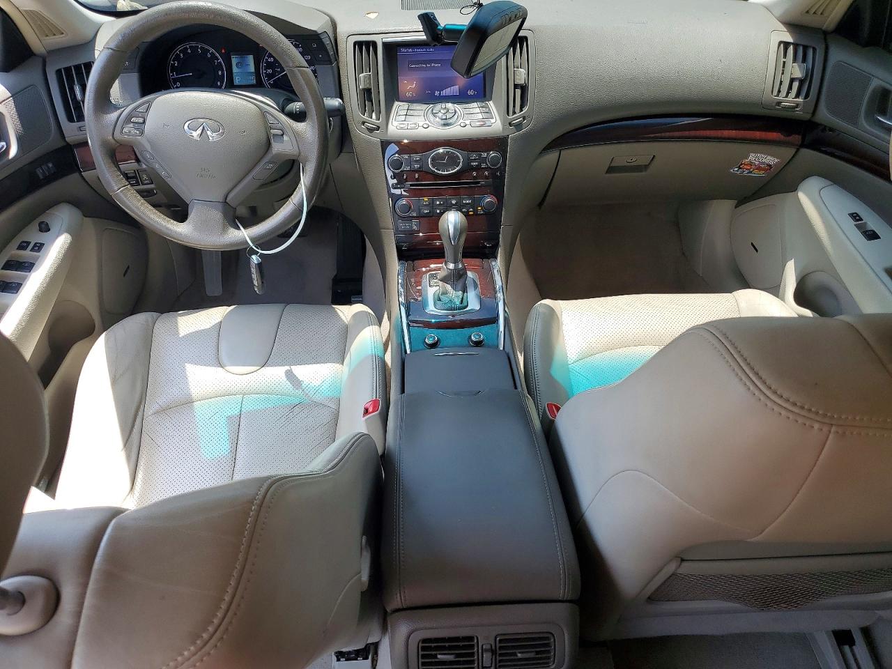 2013 INFINITI G37