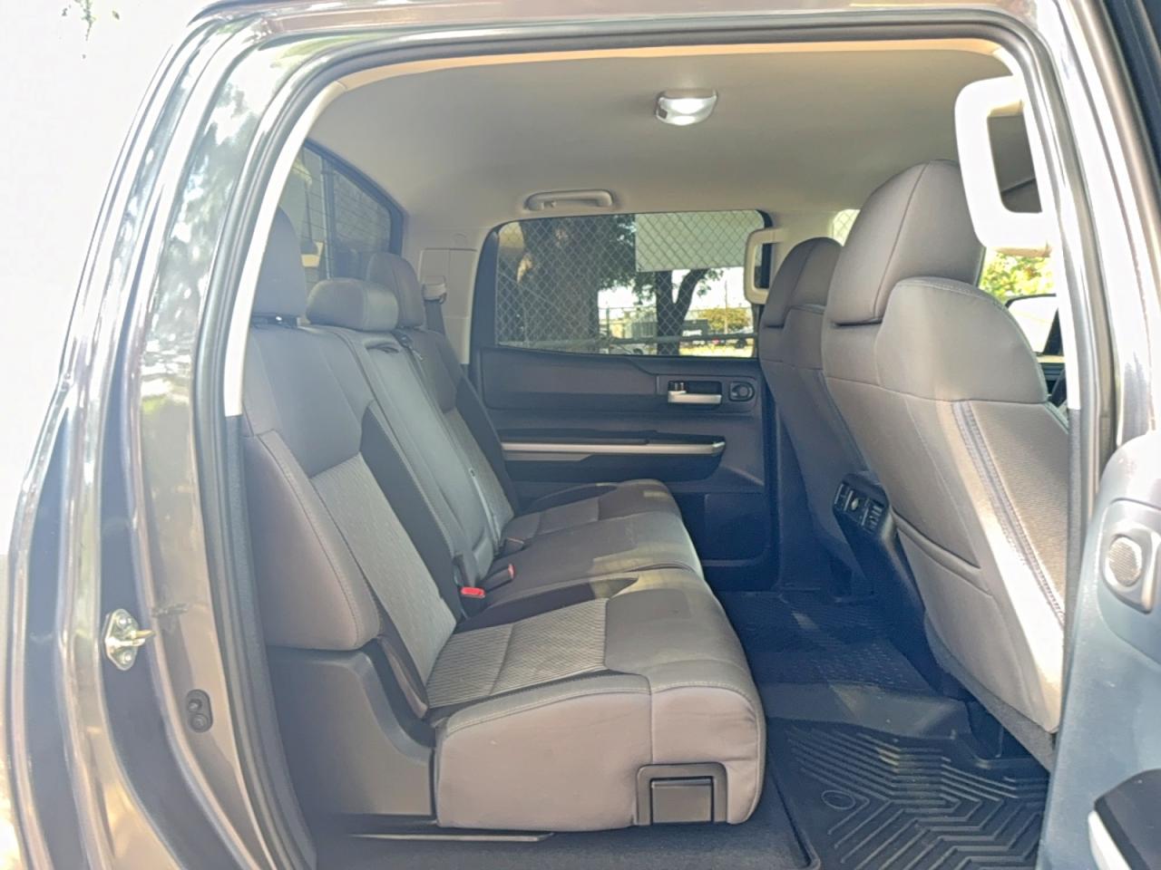 2016 TOYOTA TUNDRA