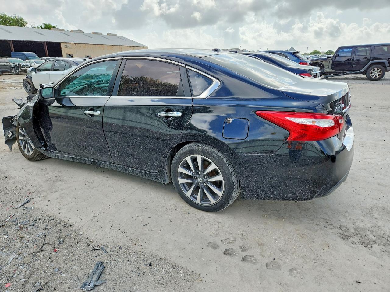 2017 NISSAN ALTIMA