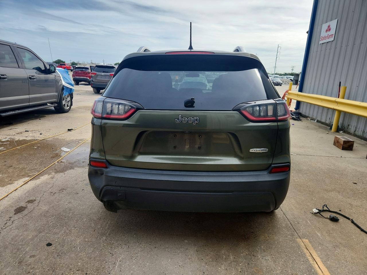 2019 JEEP CHEROKEE