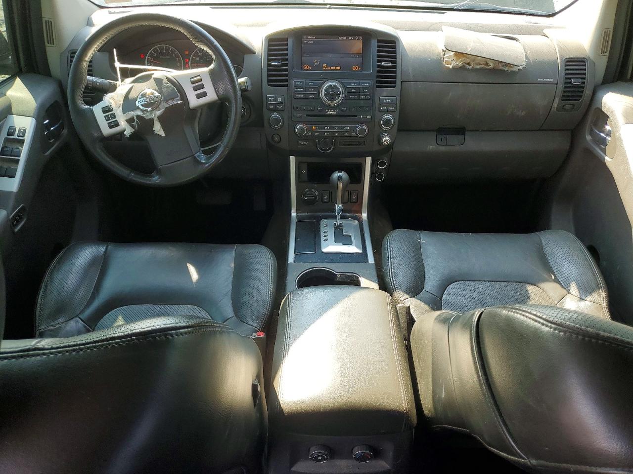 2011 NISSAN PATHFINDER