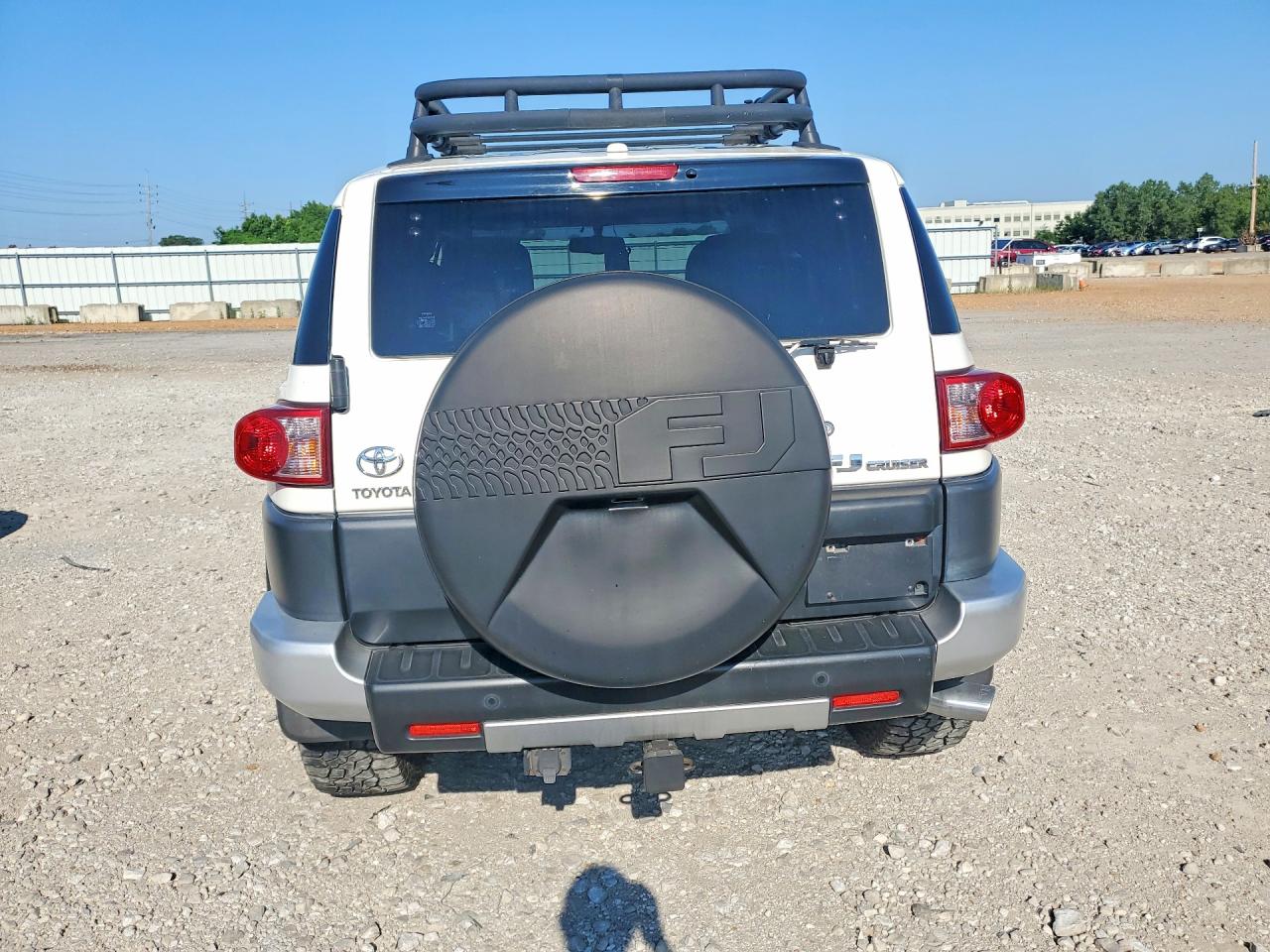 2011 TOYOTA FJ CRUISER