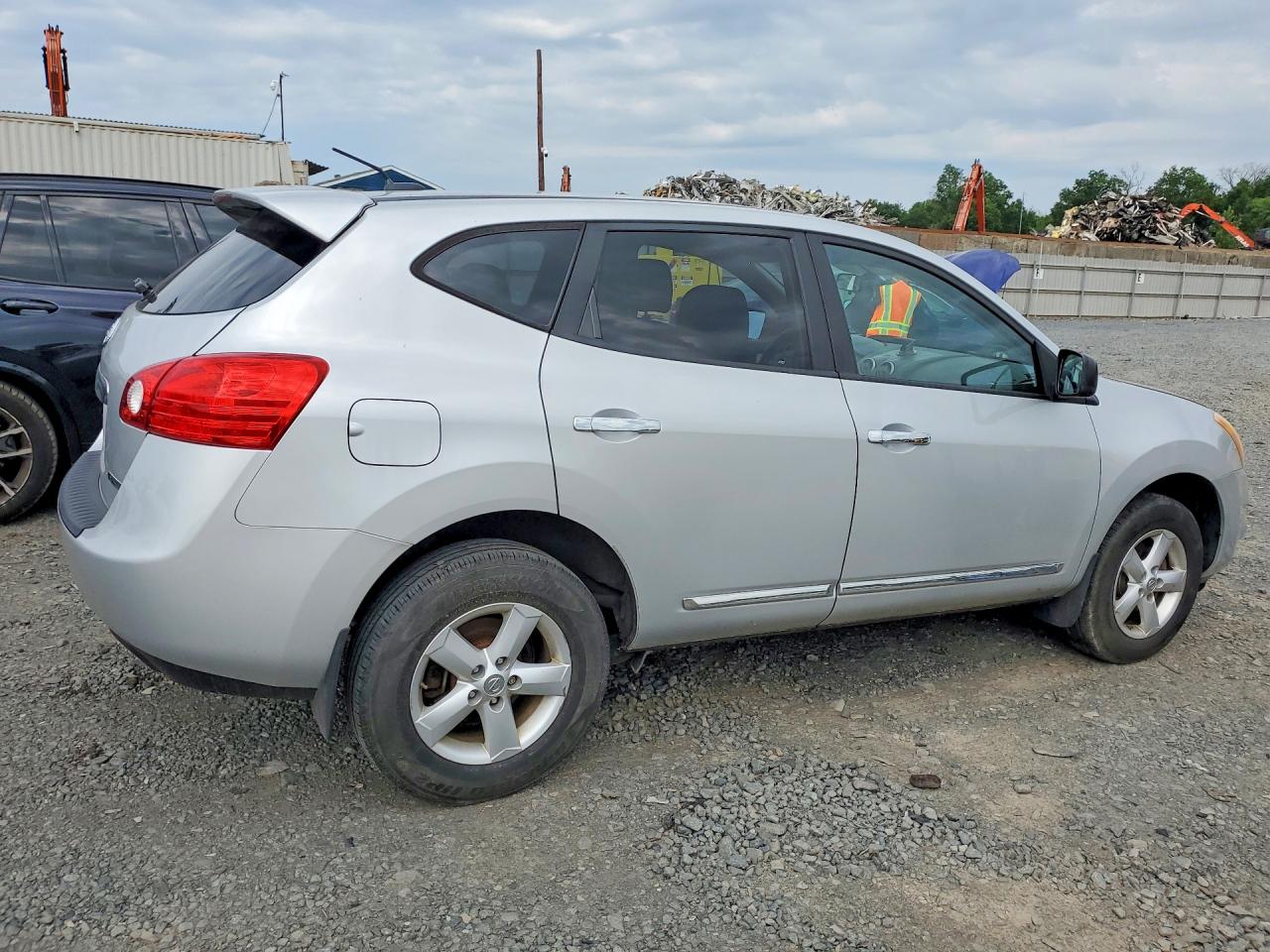 2012 NISSAN ROGUE