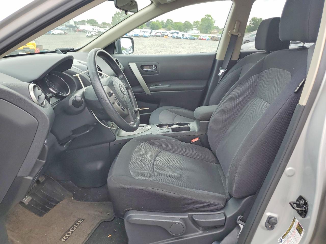 2012 NISSAN ROGUE