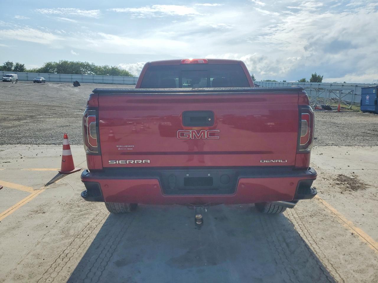 2018 GMC SIERRA