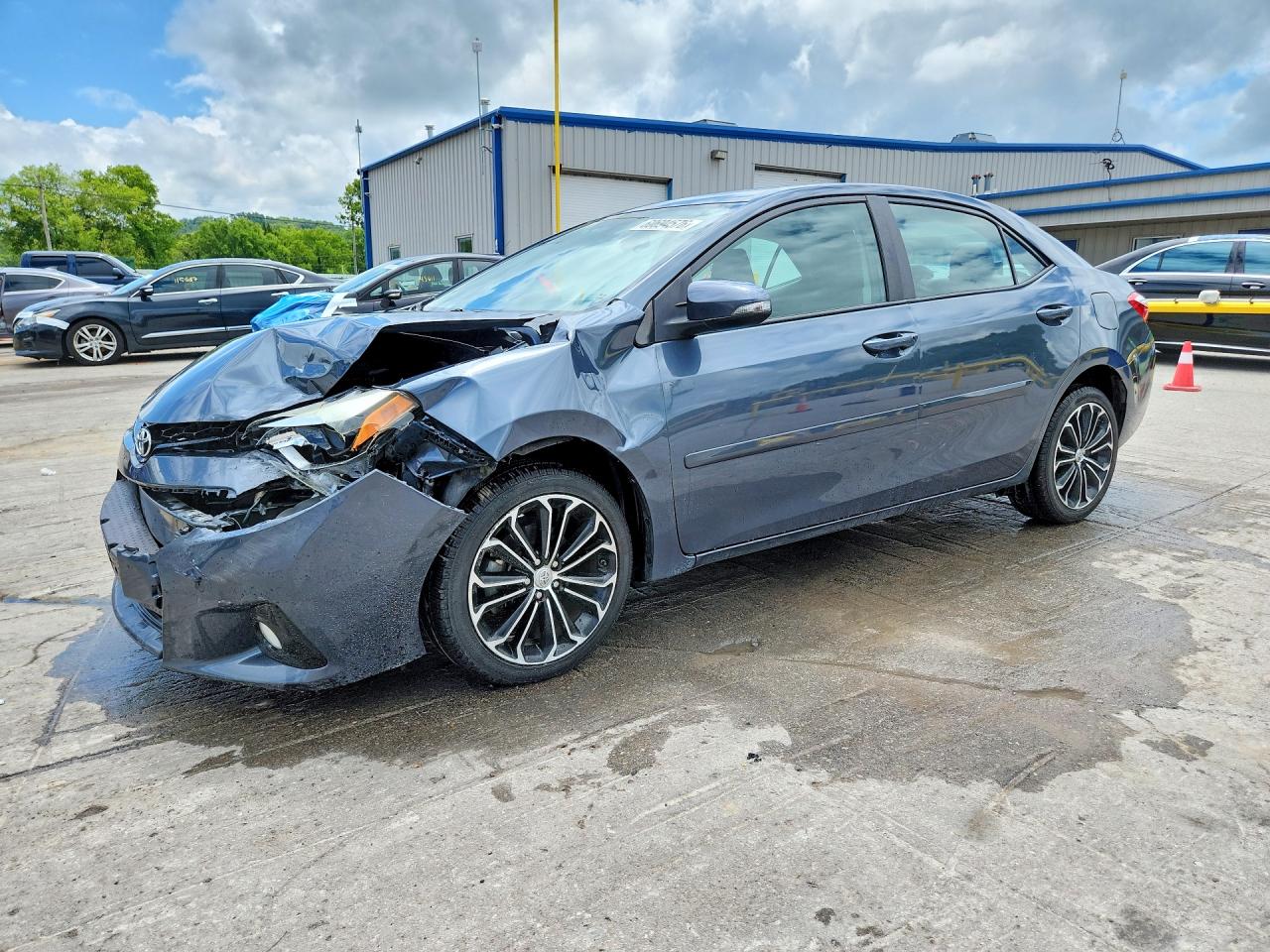 2016 TOYOTA COROLLA