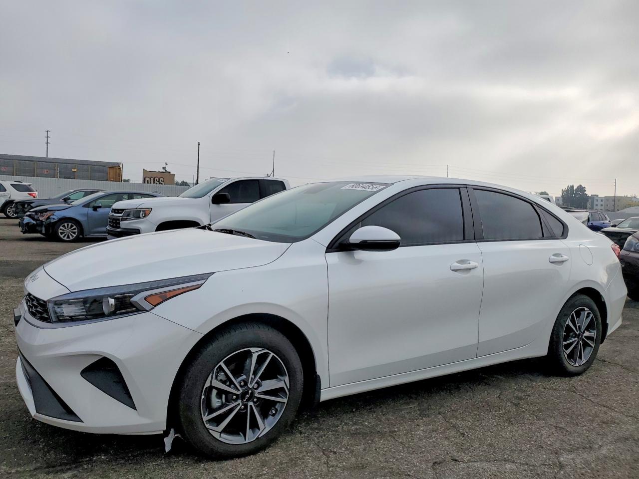 2024 KIA FORTE