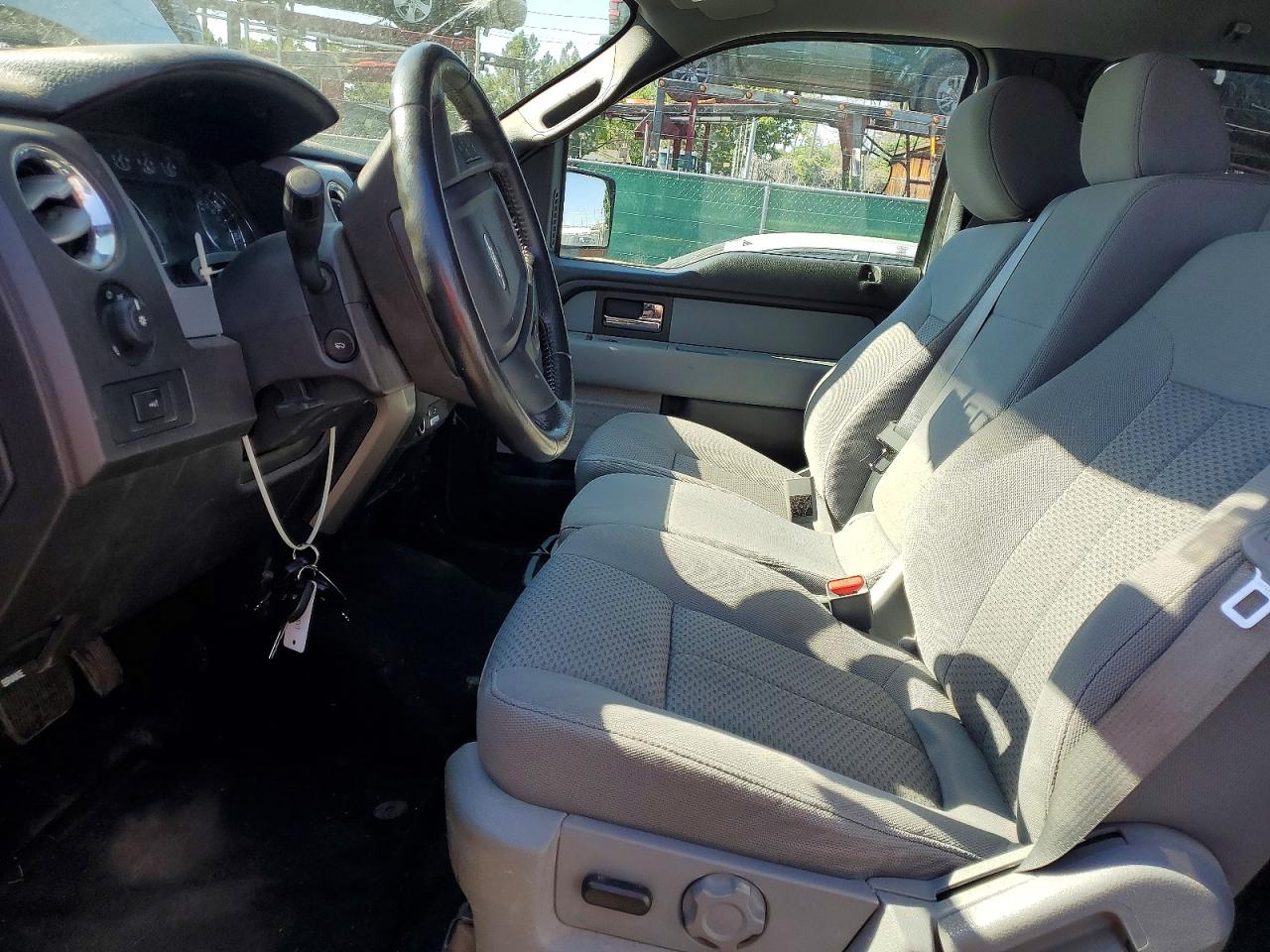 2012 FORD F150