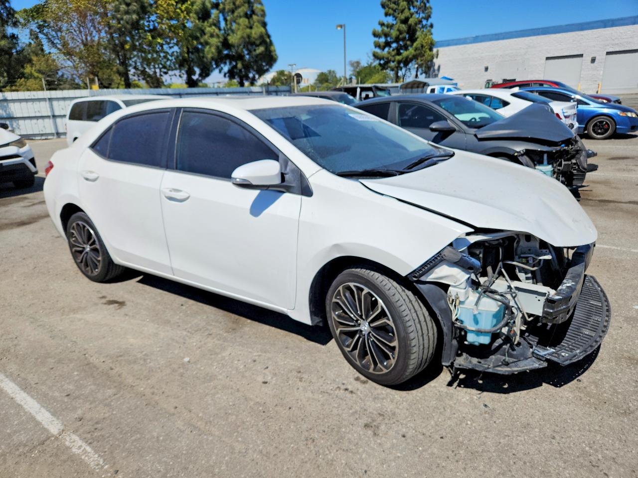 2015 TOYOTA COROLLA