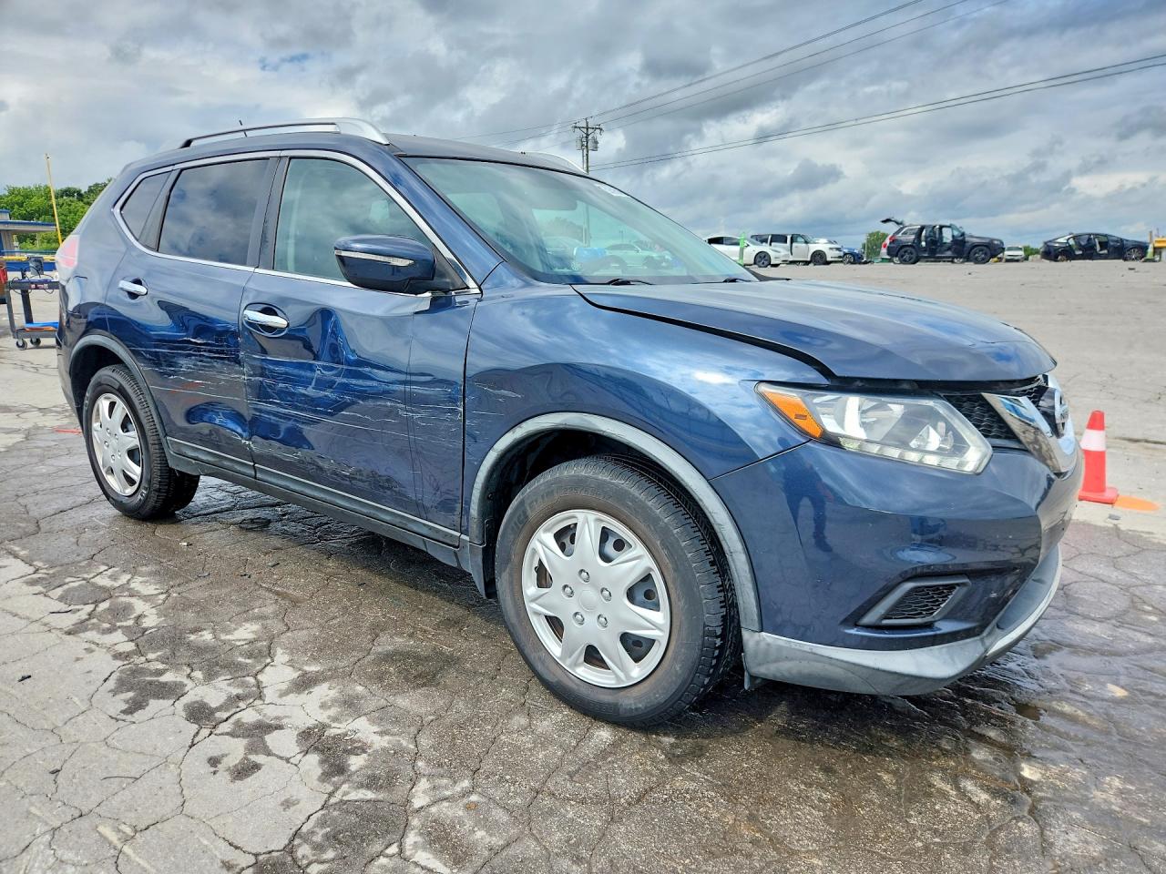 2016 NISSAN ROGUE