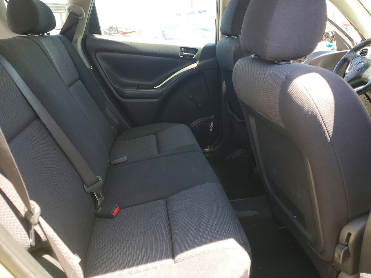 2004 PONTIAC VIBE