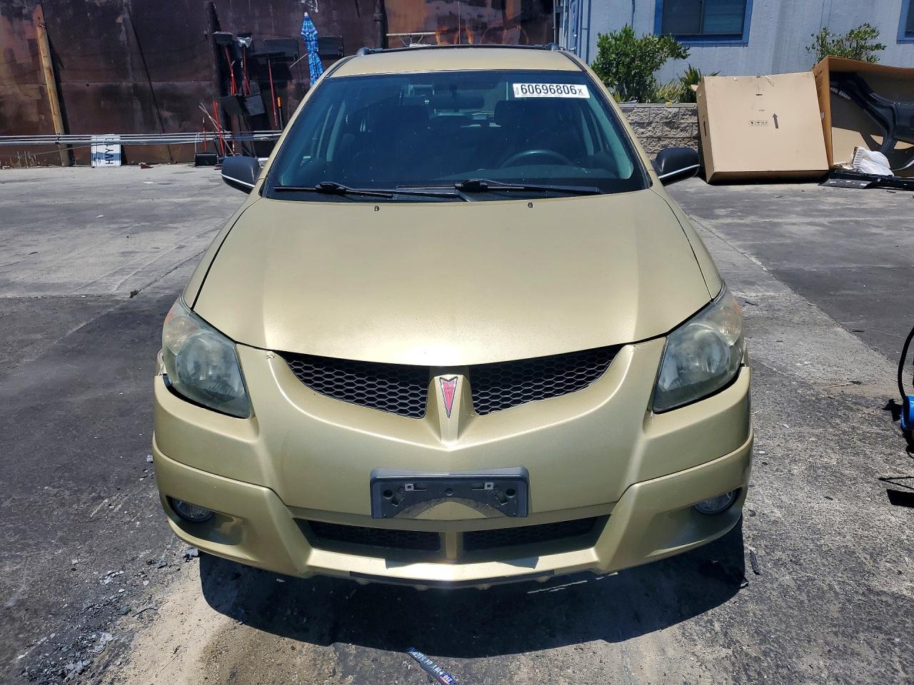 2004 PONTIAC VIBE