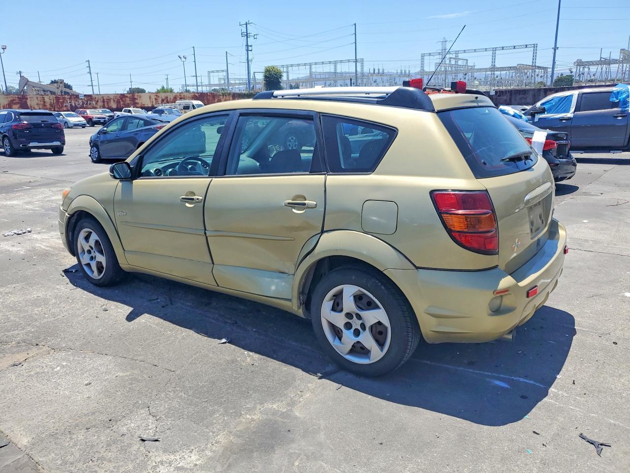 2004 PONTIAC VIBE
