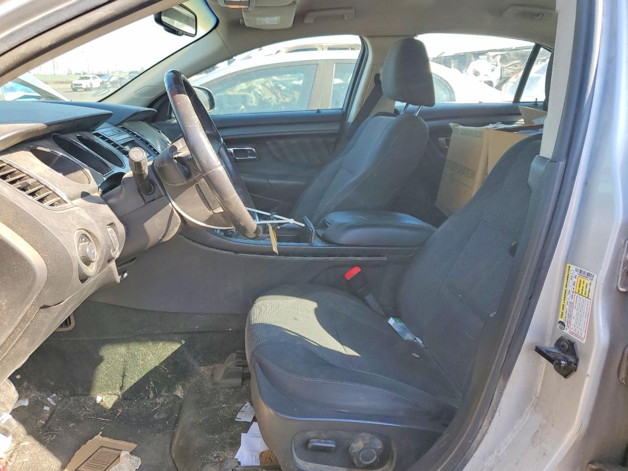 2011 FORD TAURUS