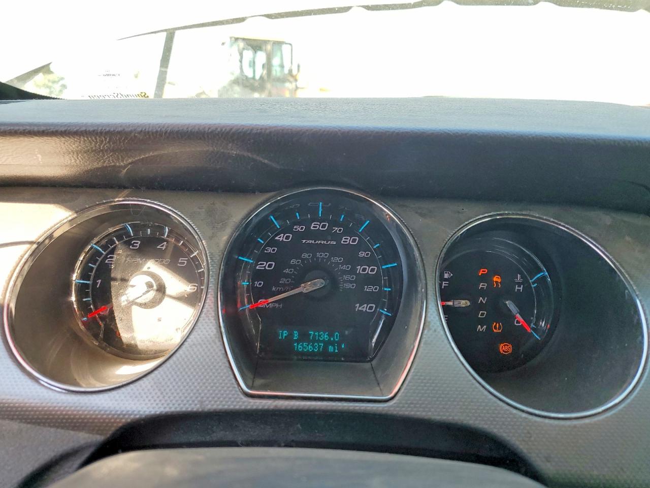 2011 FORD TAURUS