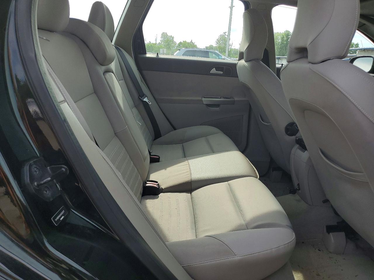 2010 VOLVO V50
