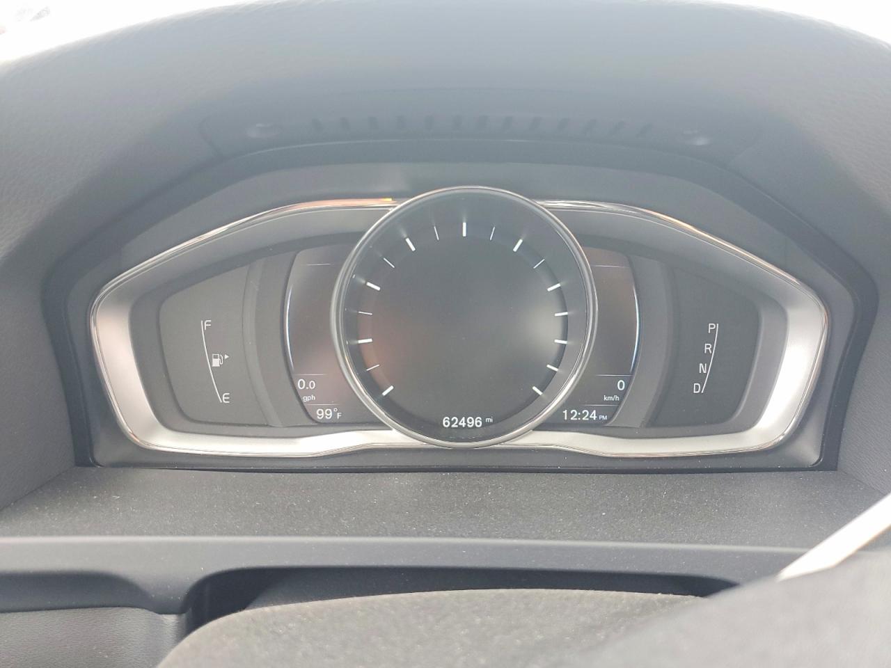 2015 VOLVO S60