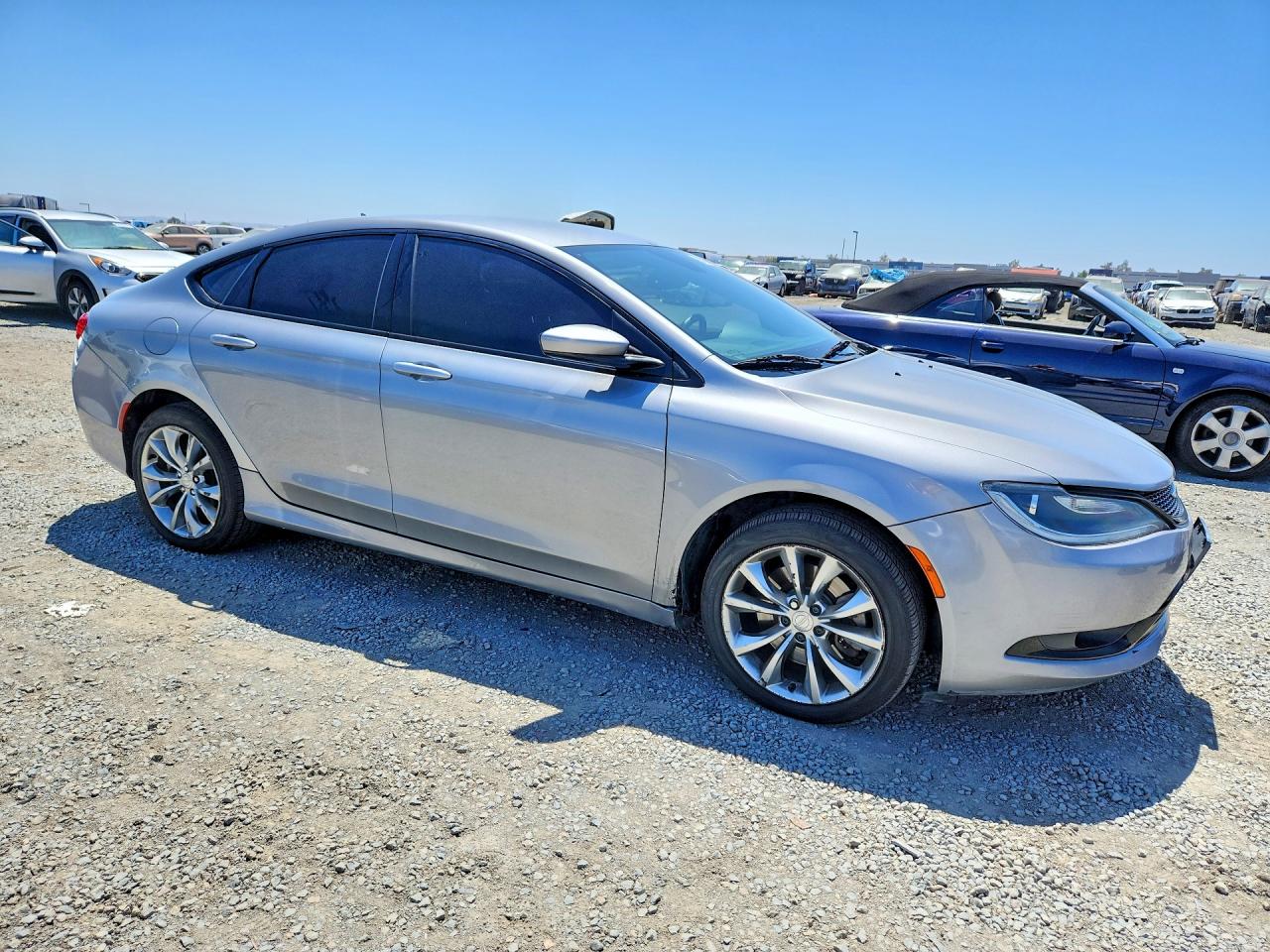 2015 CHRYSLER 200