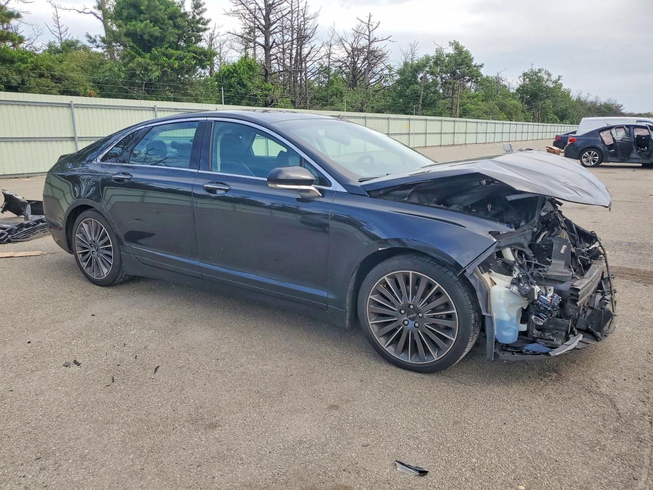 2016 LINCOLN MKZ