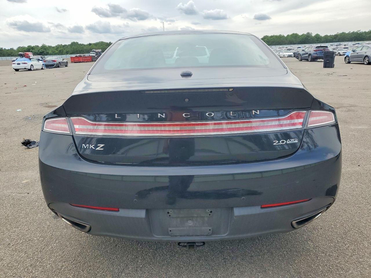 2016 LINCOLN MKZ