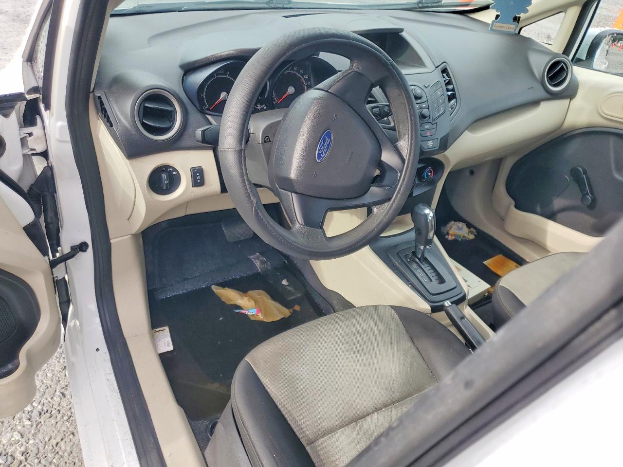2013 FORD FIESTA