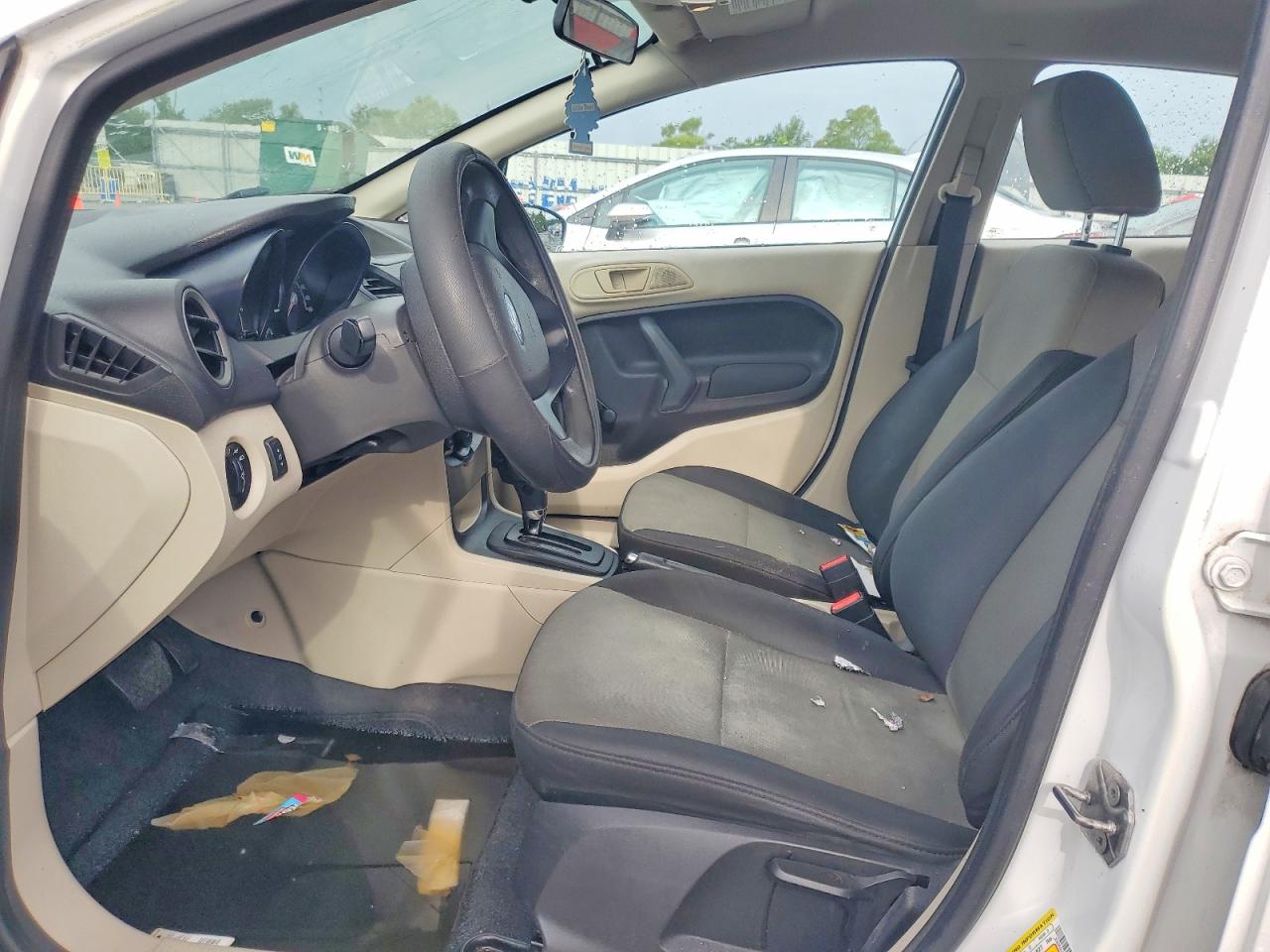 2013 FORD FIESTA
