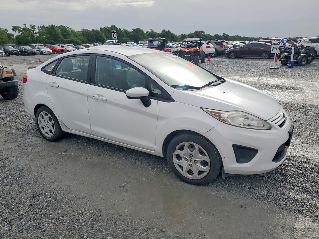 2013 FORD FIESTA