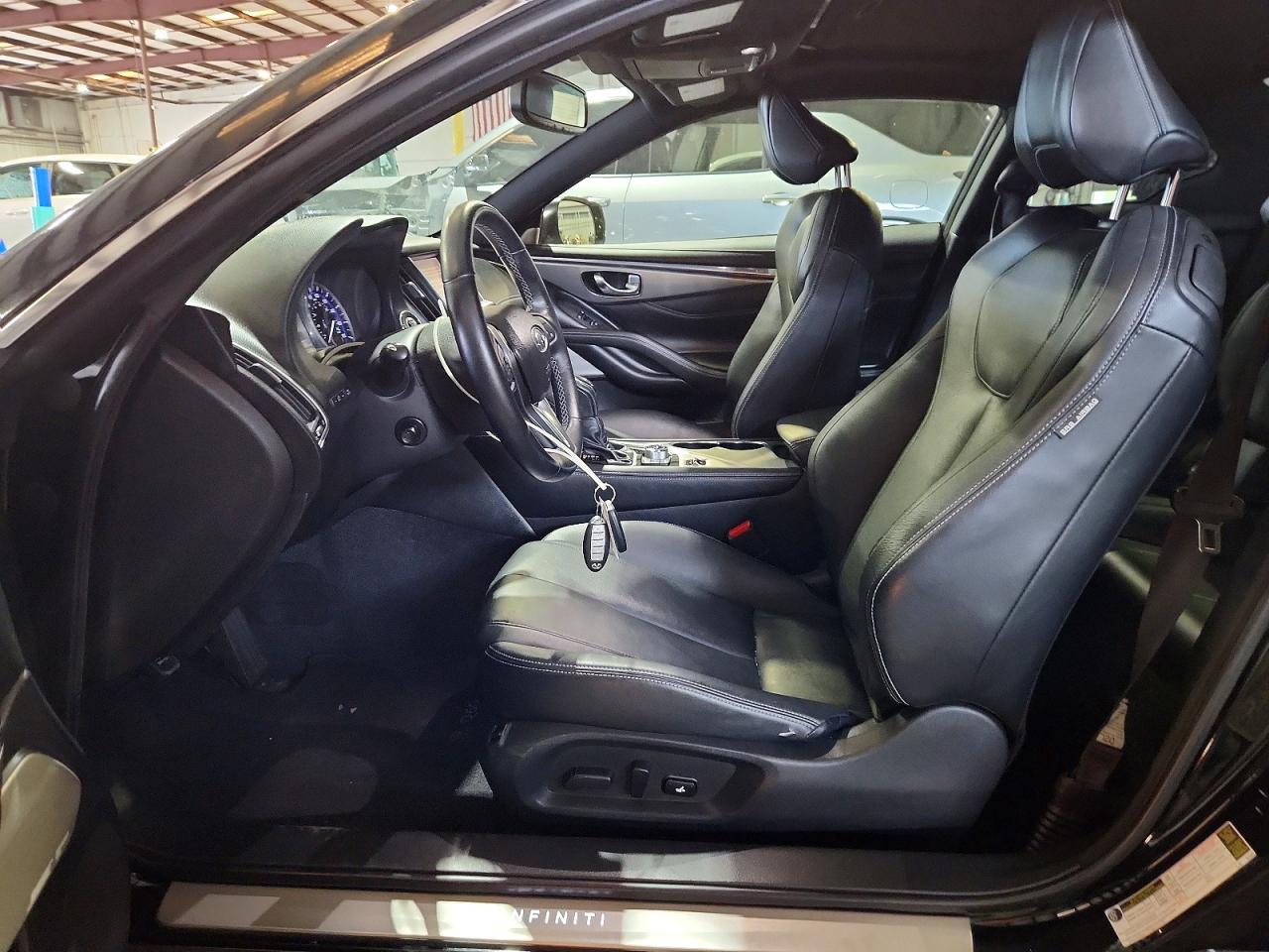 2017 INFINITI Q60 3.0T P