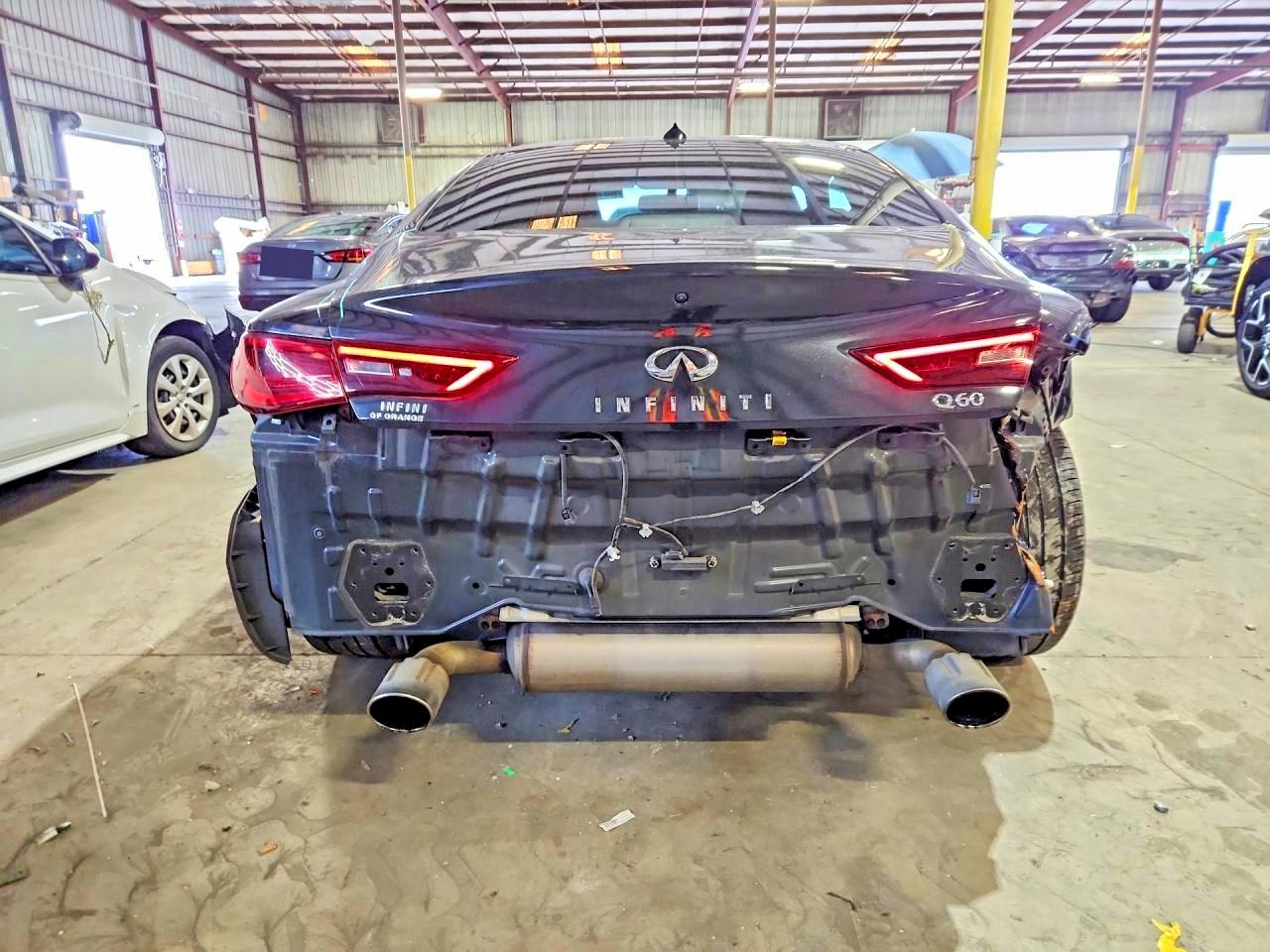 2017 INFINITI Q60 3.0T P