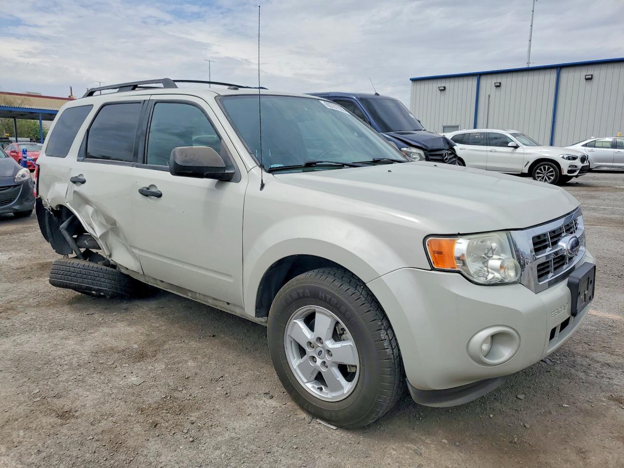2009 FORD ESCAPE