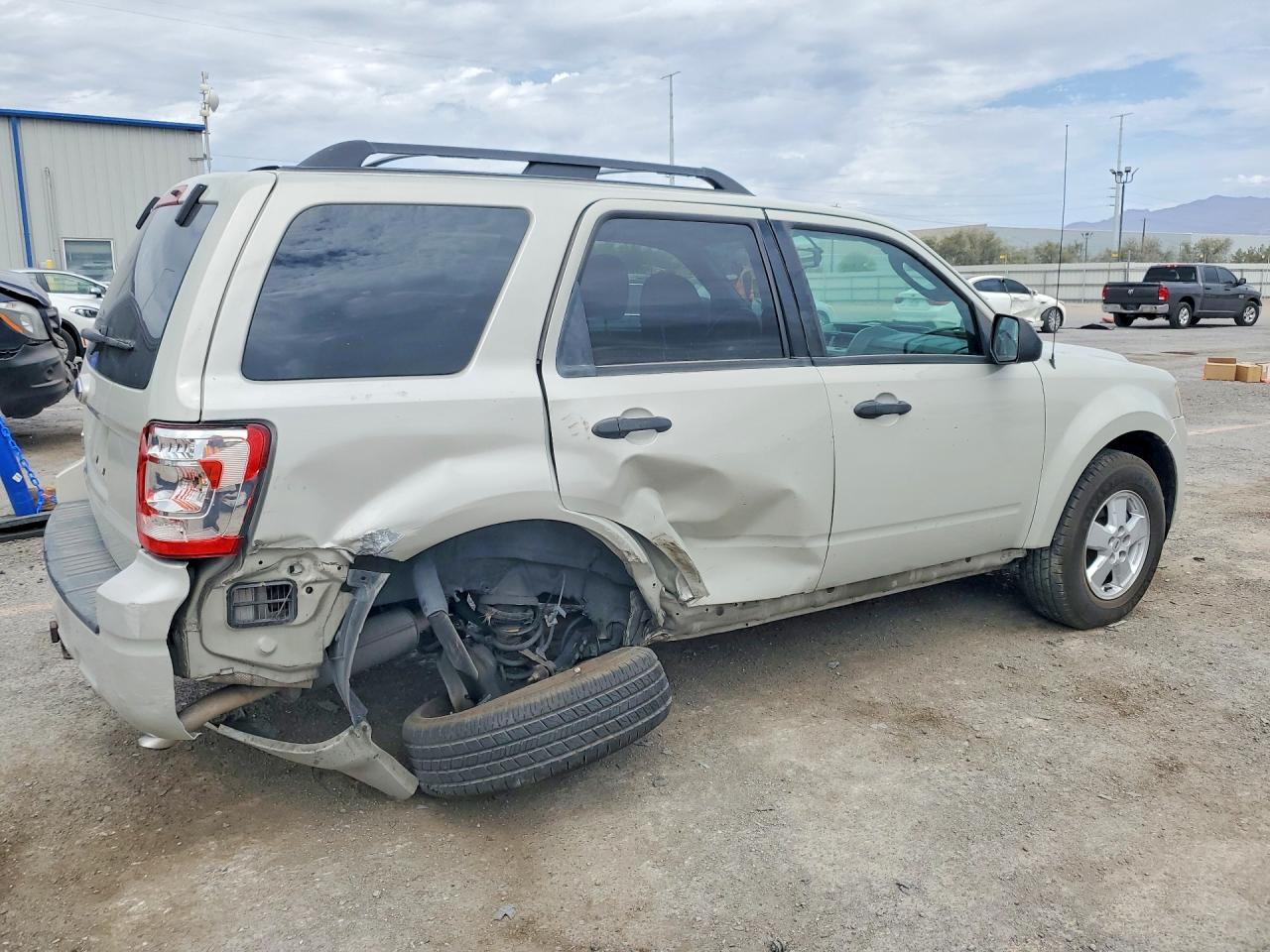 2009 FORD ESCAPE
