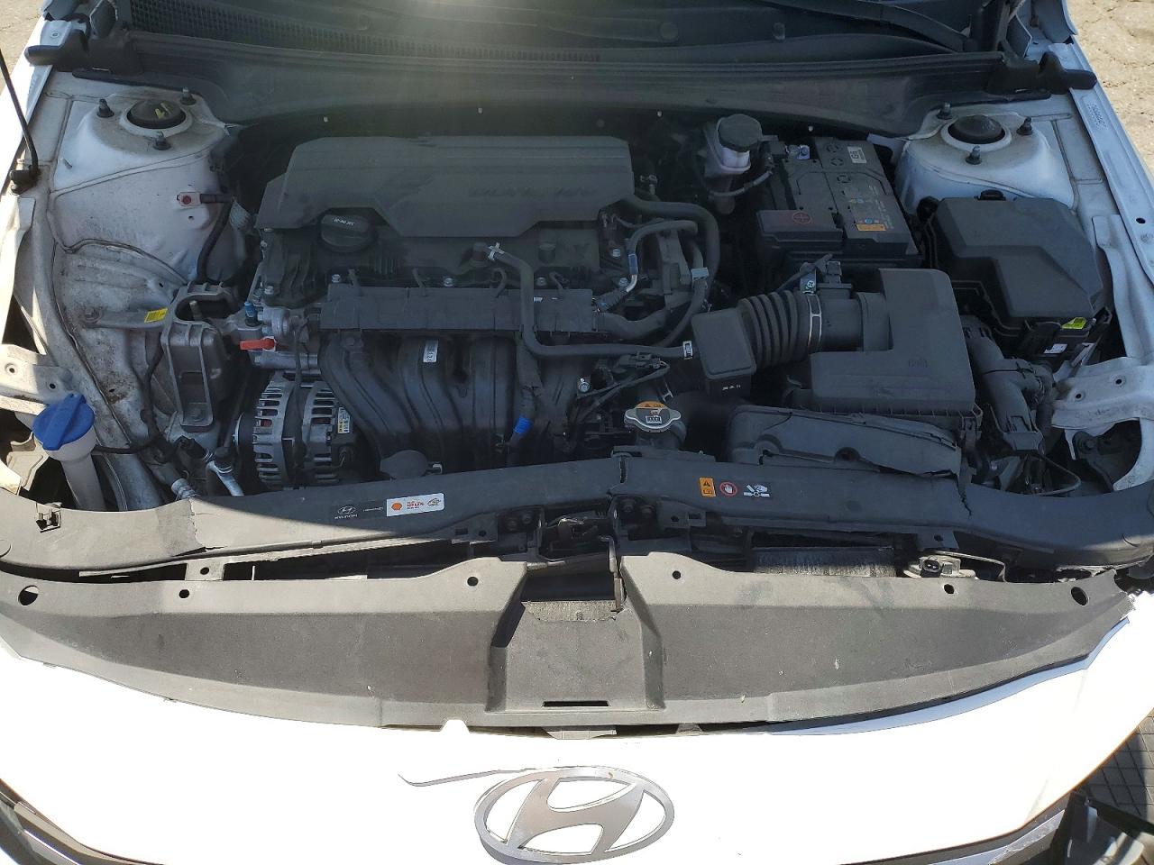 2024 HYUNDAI ELANTRA