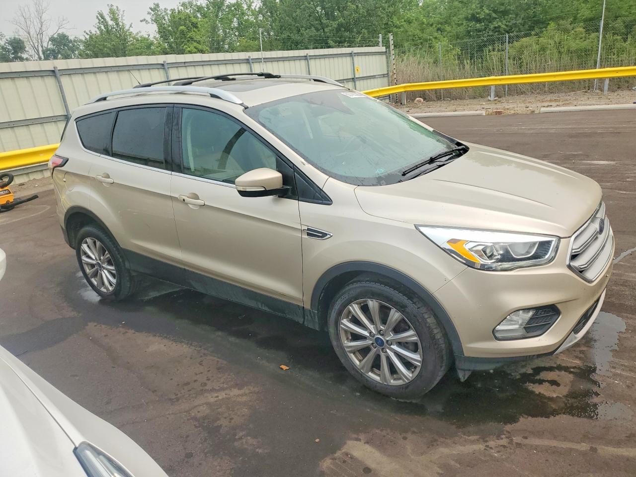 2017 FORD ESCAPE
