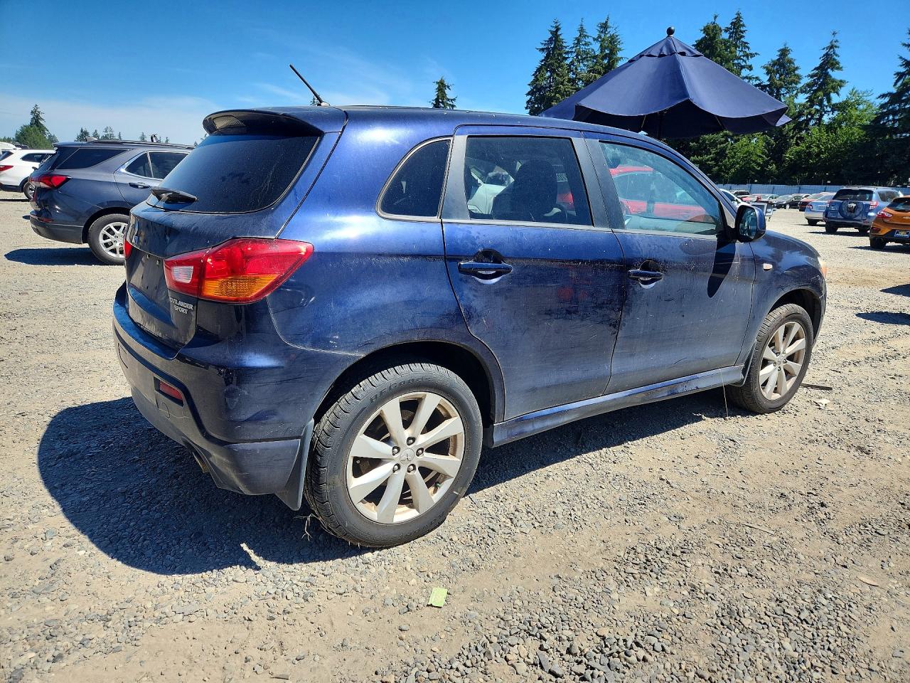 2012 MITSUBISHI OUTLANDER
