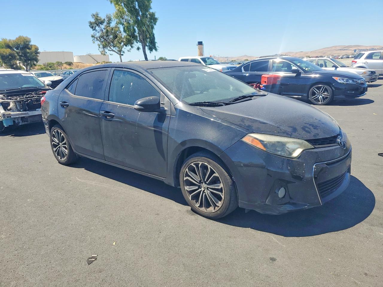 2015 TOYOTA COROLLA
