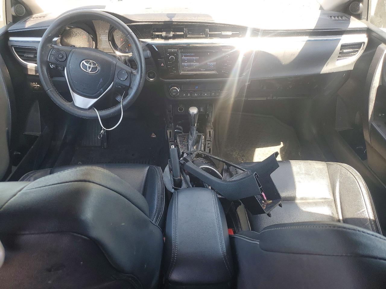 2015 TOYOTA COROLLA
