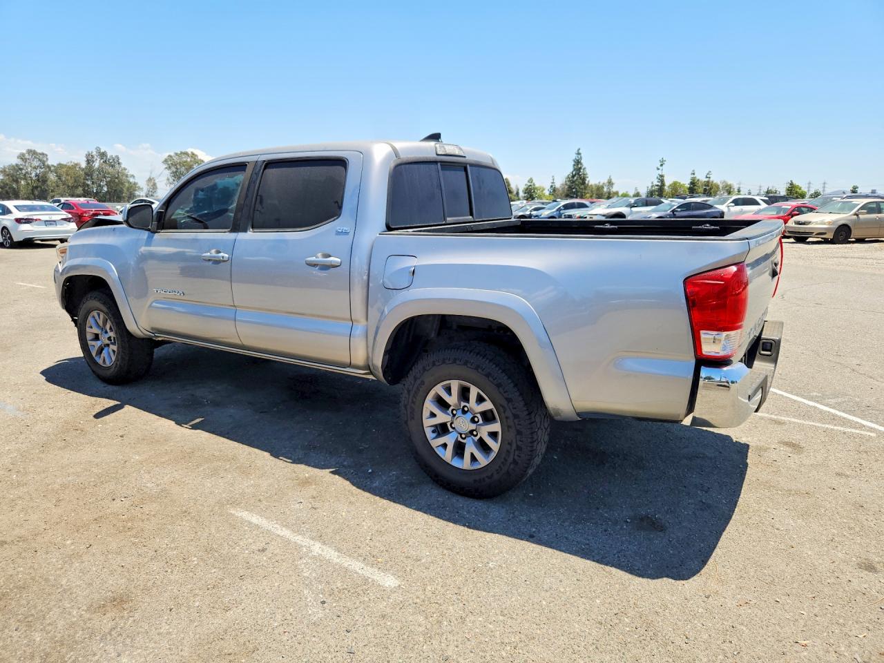 2017 TOYOTA TACOMA
