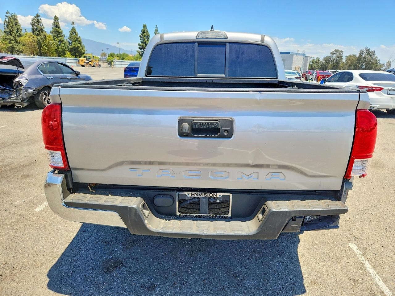 2017 TOYOTA TACOMA