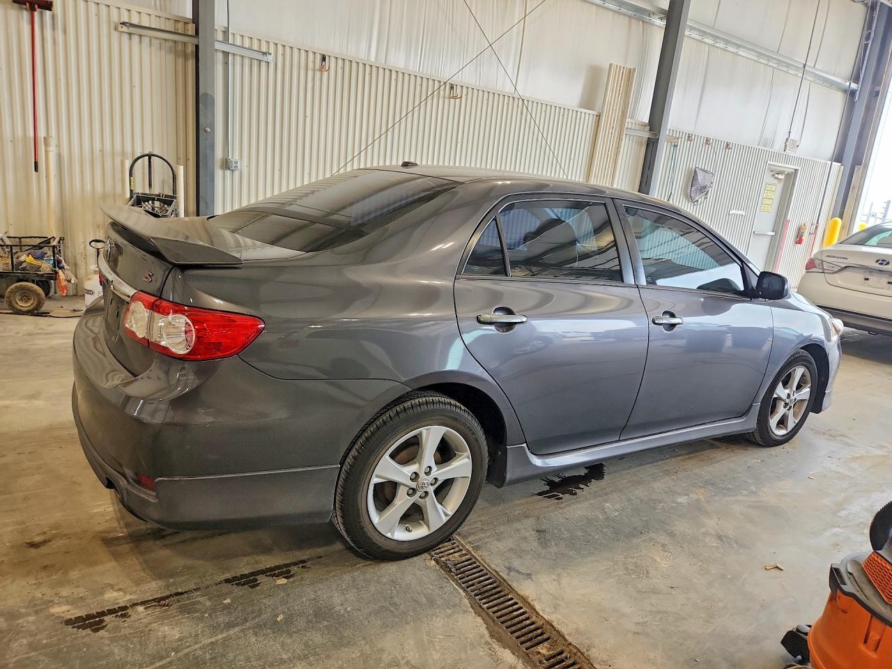 2012 TOYOTA COROLLA