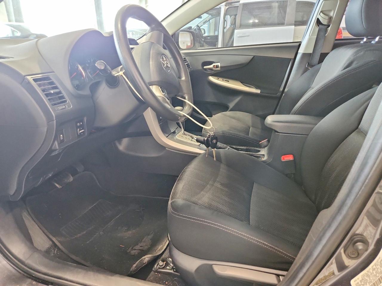 2012 TOYOTA COROLLA