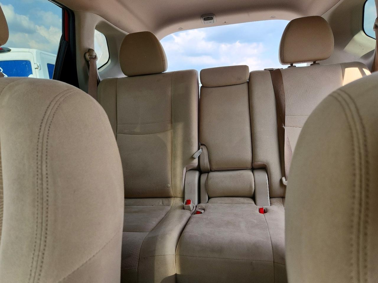 2015 NISSAN ROGUE