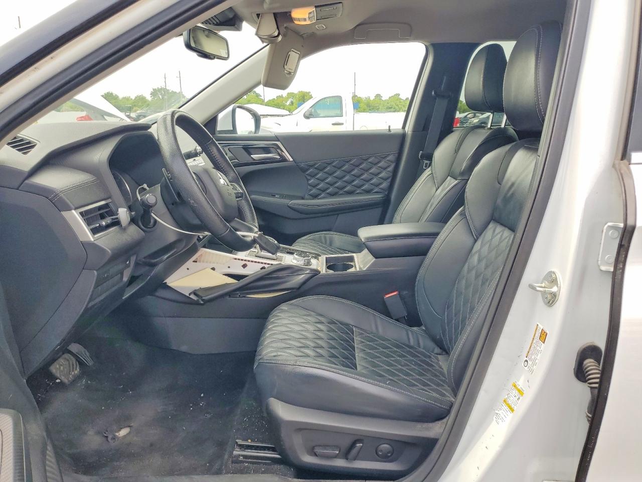 2022 MITSUBISHI OUTLANDER