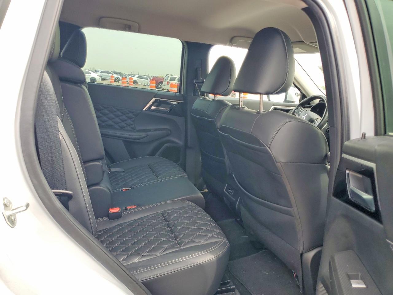 2022 MITSUBISHI OUTLANDER