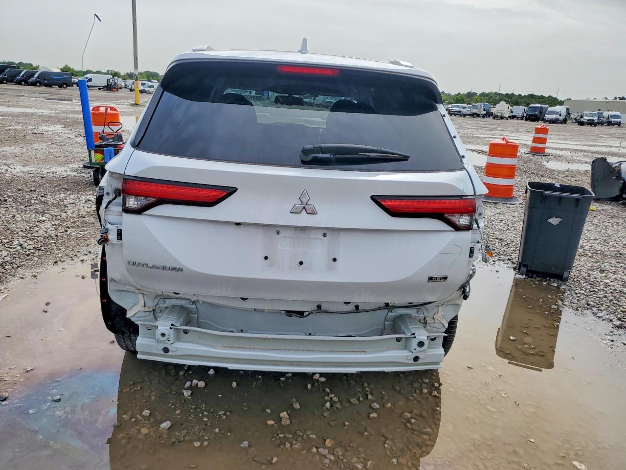 2022 MITSUBISHI OUTLANDER