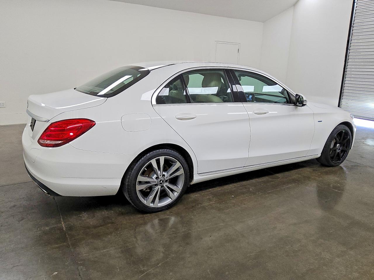 2018 MERCEDES-BENZ C-CLASS