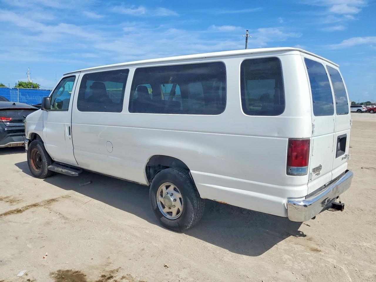 2012 FORD ECONOLINE