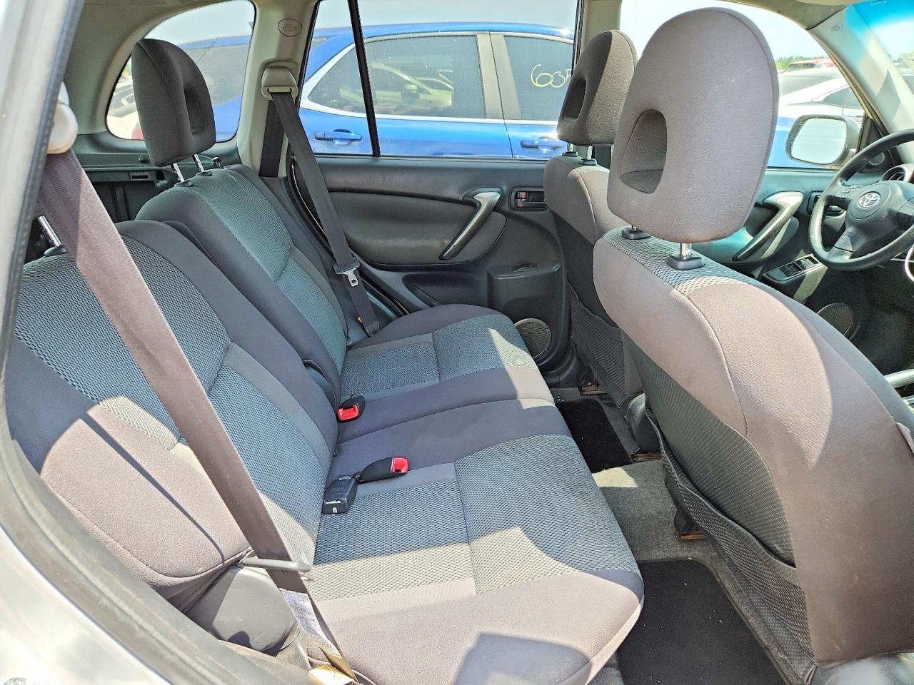 2005 TOYOTA RAV4